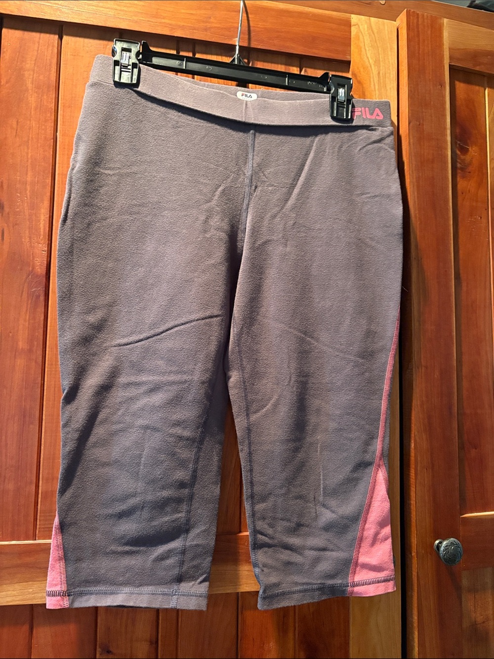Fila women’s Gray and Pink Capri Leggings